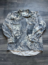 Load image into Gallery viewer, Vintage Mossy Oak Gen 1 Breakup Camo Chamois Shirt (XL)