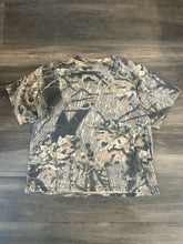 Load image into Gallery viewer, Vintage Mossy Oak Gen 1 Breakup Camo T-Shirt (L)