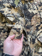 Load image into Gallery viewer, Vintage Mossy Oak Forest Floor Camo Button-Up Shirt (L)