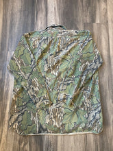 Load image into Gallery viewer, 1990’s Mossy Oak Full Foliage Camo Strap Shirt (XL)