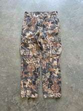 Load image into Gallery viewer, Vintage Mossy Oak Forest Floor Camo Adjustable Waist Pants (M)