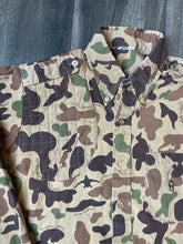 Load image into Gallery viewer, Vintage Bob Allen Ducks Unlimited Camo Shooters Shirt (S)