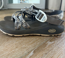 Load image into Gallery viewer, Women's Multi Strap Chaco