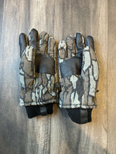 Load image into Gallery viewer, 1990’s Winchester Trebark Camo Insulated Gloves (L)