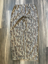 Load image into Gallery viewer, Vintage Columbia Omni Tech Mossy Oak Original Bottomland Camo Pants (L)