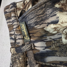 Load image into Gallery viewer, Title: Vintage Gamehide Hush-Hide Fleece Pants - Mossy Oak Break-Up - Men's L