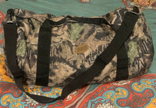 Load image into Gallery viewer, Sports Afield Mossy Oak duffle bag