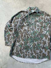 Load image into Gallery viewer, 90’s Mossy Oak GreenLeaf Camo Chamois Button Up (M/L) 🇺🇸