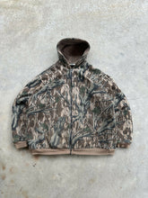 Load image into Gallery viewer, Vintage MossyOak Treestand Camo Hoodie (XL)