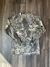 Load image into Gallery viewer, Vintage Mossy Oak Breakup Camo Long Sleeve Shirt (M)