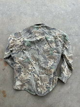 Load image into Gallery viewer, Vintage Rattlers Brand Realtree Advantage Camo Chamios (M)