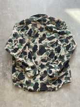 Load image into Gallery viewer, Vintage Duck Camo Chamois Shirt (XL)