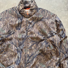 Load image into Gallery viewer, Vintage Reversible Mossy Oak Treestand Camo Jacket (2XL)