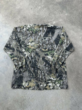 Load image into Gallery viewer, Vintage MossyOak Breakup Camo Henley (XL)