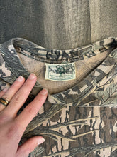 Load image into Gallery viewer, 1990’s Mossy Oak Treestand Camo Long Sleeve Shirt (XL)