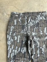 Load image into Gallery viewer, Vintage Duxbak TreeBark Camo Pants