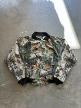 Load image into Gallery viewer, Vintage Spartan Realtree Camo Bomber Jacket (3XL)