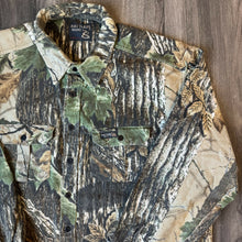 Load image into Gallery viewer, 1990’s Realtree Camo Chamois Shirt (2XL)