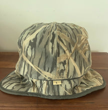 Load image into Gallery viewer, Browning Mossy Oak Shadow Grass Insulated Trapper Hat (L)