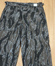 Load image into Gallery viewer, NEW Vintage Ranger Pants Medium