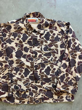 Load image into Gallery viewer, Vintage Duck Camo Button Up Shirt (L)