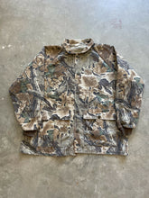 Load image into Gallery viewer, Vintage Realtree Camo Jacket (XL)