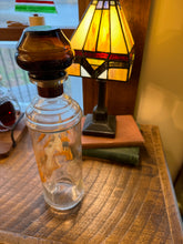 Load image into Gallery viewer, 70’s English Setter Quail Hunt Decanter