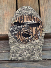Load image into Gallery viewer, 90’s Mossy Oak Treestand Ski Mask 🇺🇸