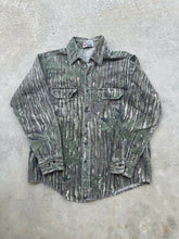 Load image into Gallery viewer, Vintage Sports Afield Realtree Camo Chamios (L/XL)
