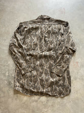 Load image into Gallery viewer, Vintage Mossy Oak Bottomland Strap Shirt (L)