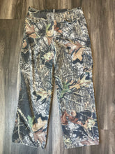 Load image into Gallery viewer, 2000’s Mossy Oak Breakup Camo Adjustable Waist Chamois Pants (L)
