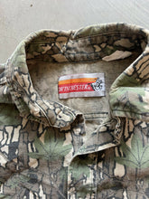 Load image into Gallery viewer, Vintage Trebark Camo Chamois Shirt (L)