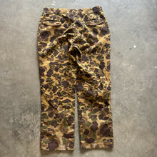 Load image into Gallery viewer, Vintage Duck Camo Brush Pants (L)