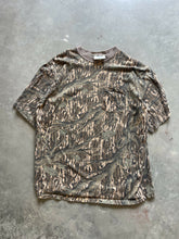 Load image into Gallery viewer, Vintage Mossy Oak Treestand Camo T-Shirt (L)