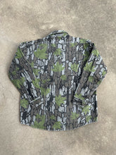 Load image into Gallery viewer, Vintage DeerSkin Greenleaf Treebark Camo Chamios (L)