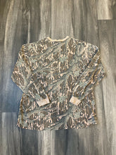 Load image into Gallery viewer, 1990’s Mossy Oak Treestand Camo Long Sleeve Shirt (XL)