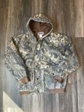 Load image into Gallery viewer, Vintage Mossy Oak Breakup Camo Hooded Jacket (M)
