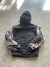 Load image into Gallery viewer, Vintage Redhead Mossy Oak Gen 1 Breakup Camo Canvas Jacket (M)