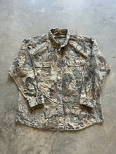 Load image into Gallery viewer, Vintage Realtree Advantage Camo Chamois (XL)