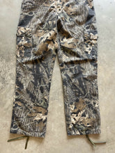 Load image into Gallery viewer, Vintage Mossy Oak Breakup Adjustable Waist Pants (L)