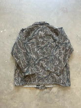 Load image into Gallery viewer, Vintage Mossy Oak Treestand Camo 3-Pocket Jacket (XL)