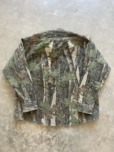 Load image into Gallery viewer, Vintage Winchester Trebark Camo Chamois Shirt (XL)