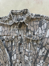 Load image into Gallery viewer, Vintage Distressed Trebark Camo Chamois Shirt (S)