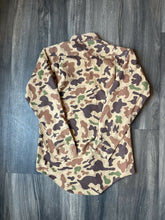 Load image into Gallery viewer, Vintage Bob Allen Ducks Unlimited Camo Shooters Shirt (S)