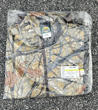 Load image into Gallery viewer, Vintage Cabelas Skyline Camo Zip Up