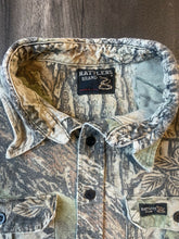 Load image into Gallery viewer, 1990’s Realtree Camo Chamois Shirt (2XL)