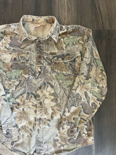 Load image into Gallery viewer, Vintage Woolrich Realtree Advantage Camo Button-Up Shirt (L)