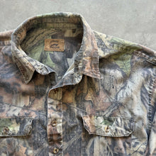 Load image into Gallery viewer, Vintage Duxbak Realtree Advantage Timer Camo Button Up Shirt (XL)