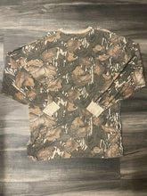 Load image into Gallery viewer, 1990’s Mossy Oak Fall Foliage Camo Long Sleeve Shirt (2XL)