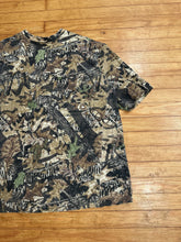 Load image into Gallery viewer, Vintage MossyOak Forest Floor Pocket T (3XL)